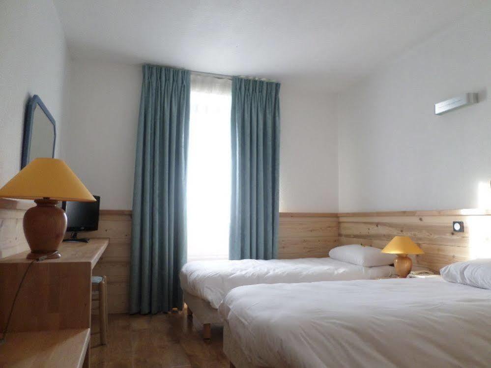 Domaine De Charmeil Saint-Quentin-sur-Isere ภายนอก รูปภาพ